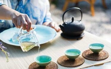 蟹黄蟹香茶香醇，养生生活更健康
